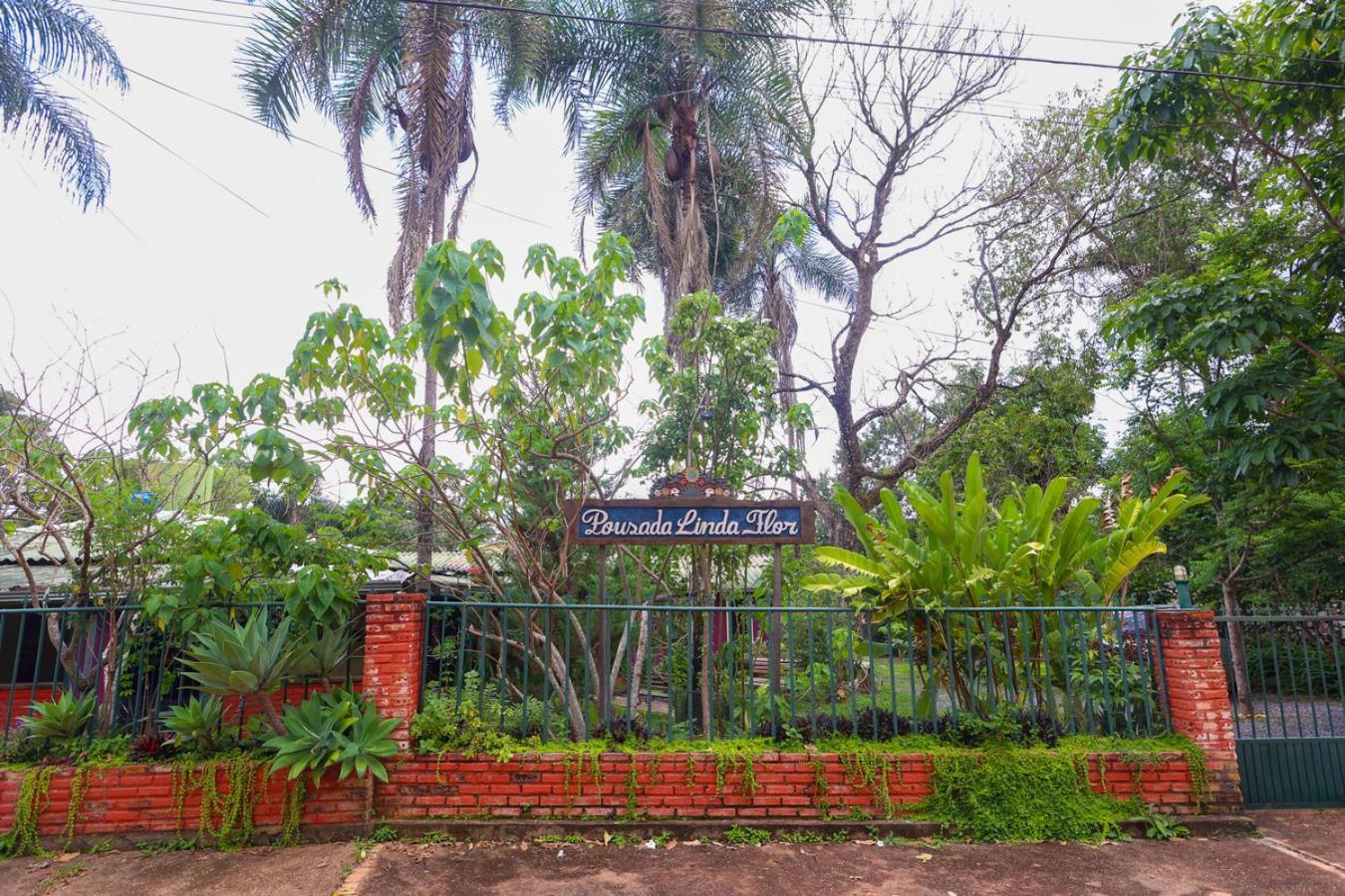 Bed and Breakfast Pousada Linda Flor Alto Paraíso de Goiás Exterior foto